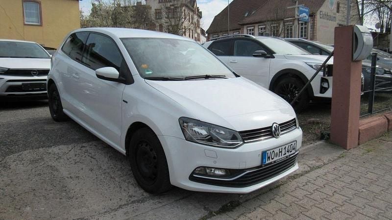 Gebraucht VW Polo LOUNGE 75 PS (55 kW) 2015 Weiß Kleinwagen