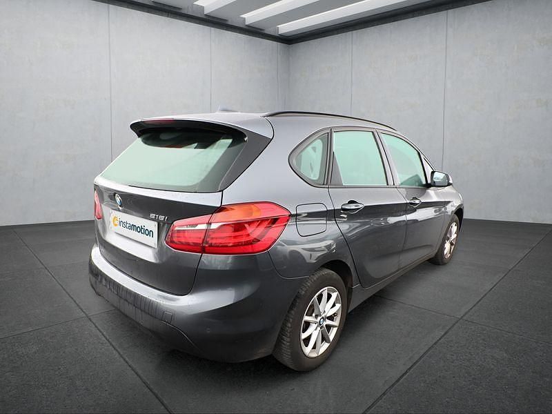 Gebraucht BMW 218 Advantage 140 PS (102 kW) 2019 Grau Limousine