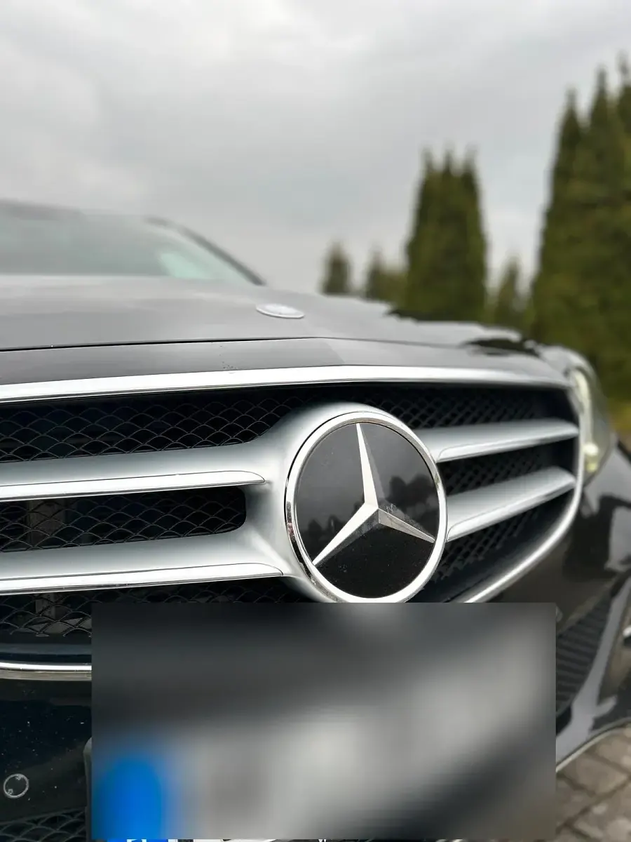 Second-hand Mercedes E250 204 CP (150 kW) 2015 Negru Break