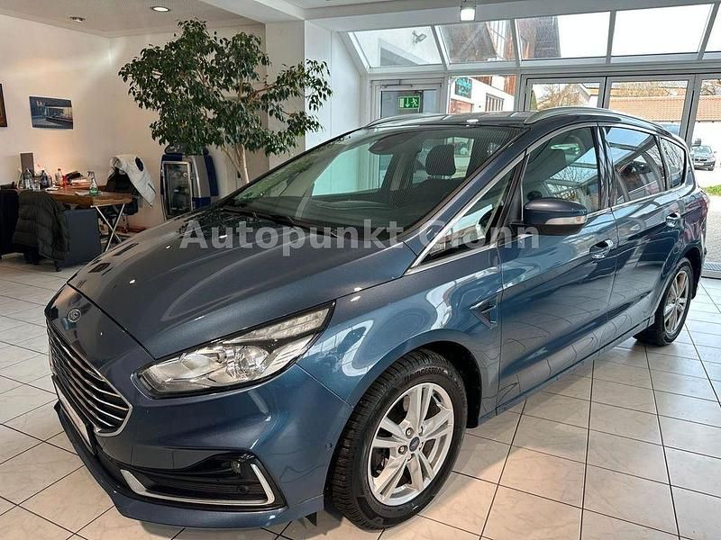 Gebraucht Ford S-MAX Titanium 190 PS (139 kW) 2021 Blau Van / Kleinbus