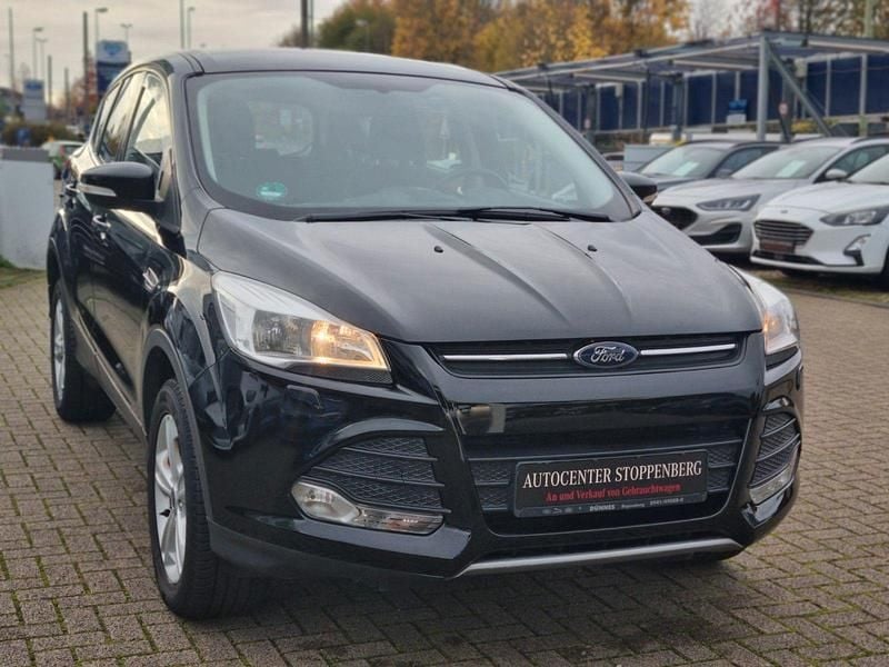 Gebraucht Ford Kuga SYNC Edition 182 PS (133 kW) 2015 Schwarz SUV