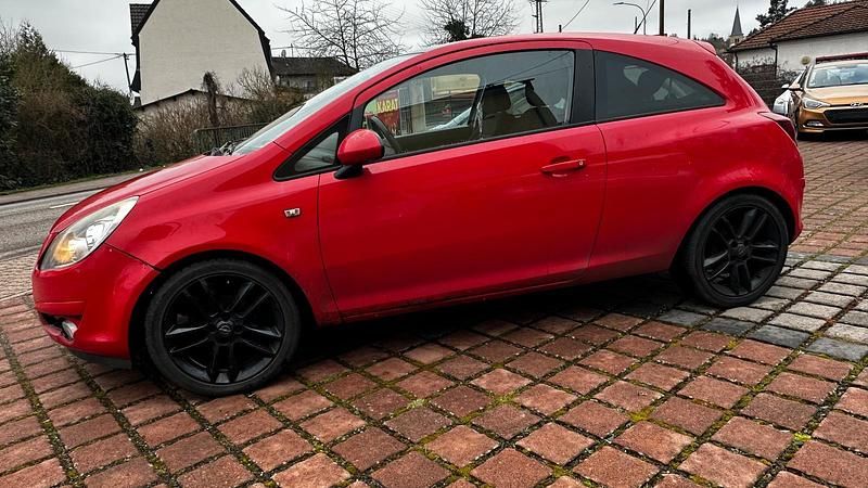 Gebraucht Opel Corsa 101 PS (74 kW) 2010 Rot Kleinwagen