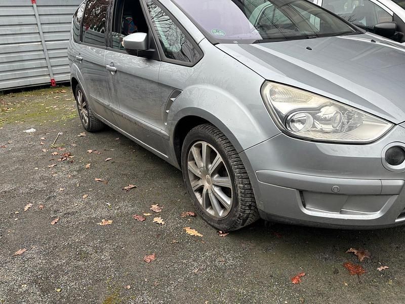 Gebraucht Ford S-MAX S 145 PS (106 kW) 2006 Silber Van / Kleinbus