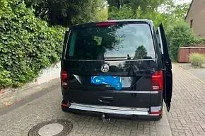 Używany VW Multivan 204 KM (150 kW) 2021 Czarny Minivan