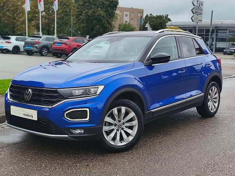 Blau Gebraucht 2022 VW T-Roc Sportline SUV | 24.400 € (Fairer Preis) - Bild 1/4