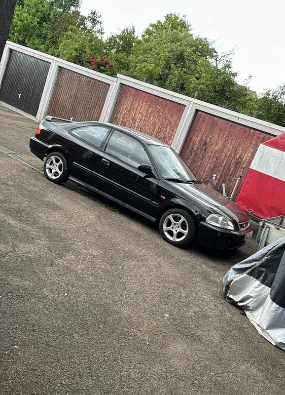 Schwarz Gebraucht 1998 Honda Civic Coupé | 7.500 € - Bild 1/4