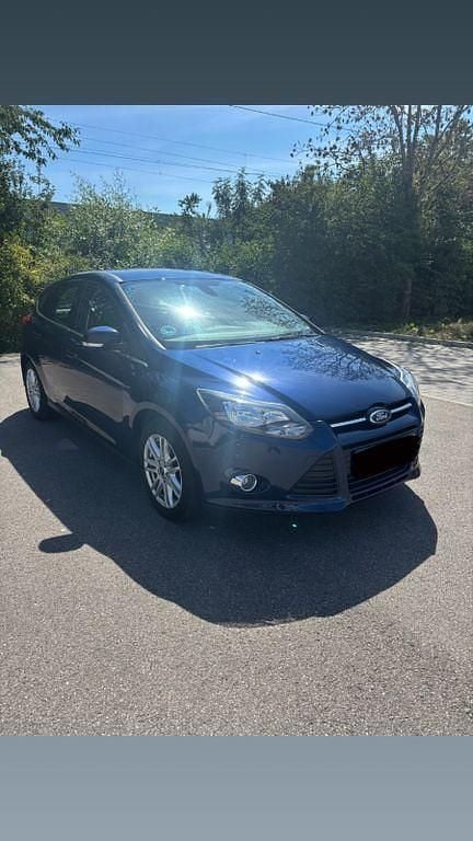Blau Gebraucht 2012 Ford Focus SYNC Edition Limousine | 5.000 € (Superpreis) - Bild 1/4