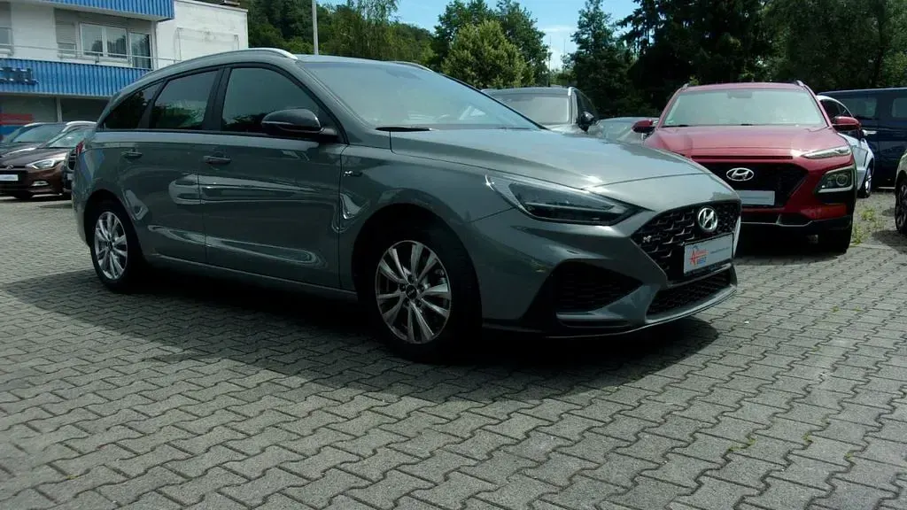 Gebraucht Hyundai i30 N Line 120 PS (88 kW) 2024 Grau Kombi