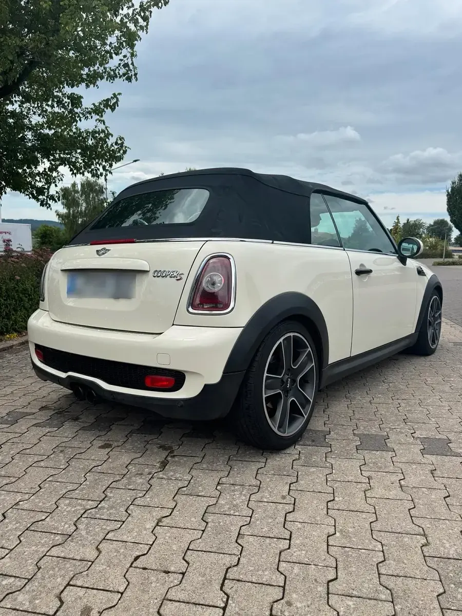 Gebraucht Mini Cooper Cabriolet 125 PS (91 kW) 2009 Weiß Cabrio