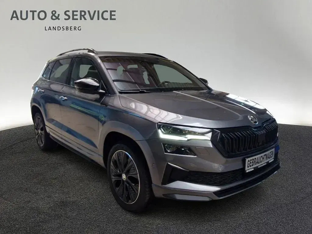 Gebraucht Skoda Karoq SportLine 150 PS (110 kW) 2024 Grau SUV
