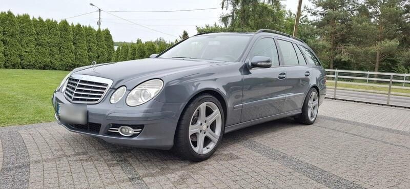Grau Gebraucht 2008 Mercedes E220 Classic Kombi | 5.599 € - Bild 1/4