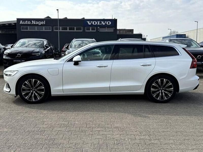 Gebraucht Volvo V60 Plus 398 PS (292 kW) 2022 Weiß Kombi