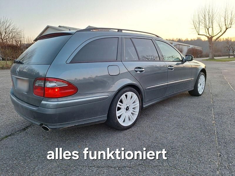 Gebraucht Mercedes E350 Avantgarde 272 PS (200 kW) 2007 Schwarz Kombi