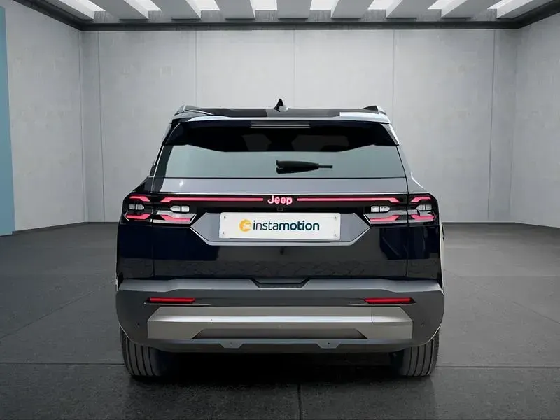 Neu Jeep Compass 145 PS (106 kW) 2026 Schwarz SUV