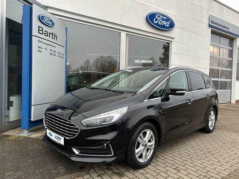 Obsidianschwarz metallic Gebraucht 2021 Ford S-MAX Titanium Van / Kleinbus | 25.890 € (Superpreis) - Bild 1/4
