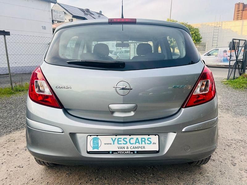 Gebraucht Opel Corsa Selection 69 PS (50 kW) 2010 Silbersee/silver lake Kleinwagen