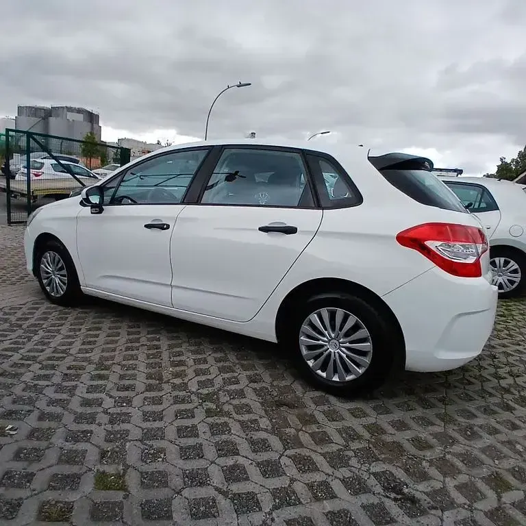 Gebraucht Citroën C4 Attraction 95 PS (69 kW) 2014 Limousine