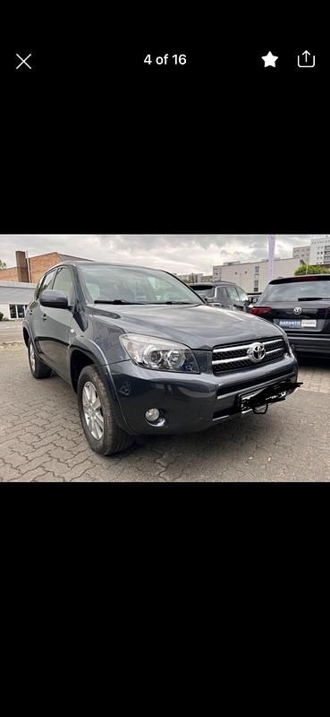 Grau Gebraucht 2008 Toyota RAV4 SUV | 6.300 € (Fairer Preis) - Bild 1/4
