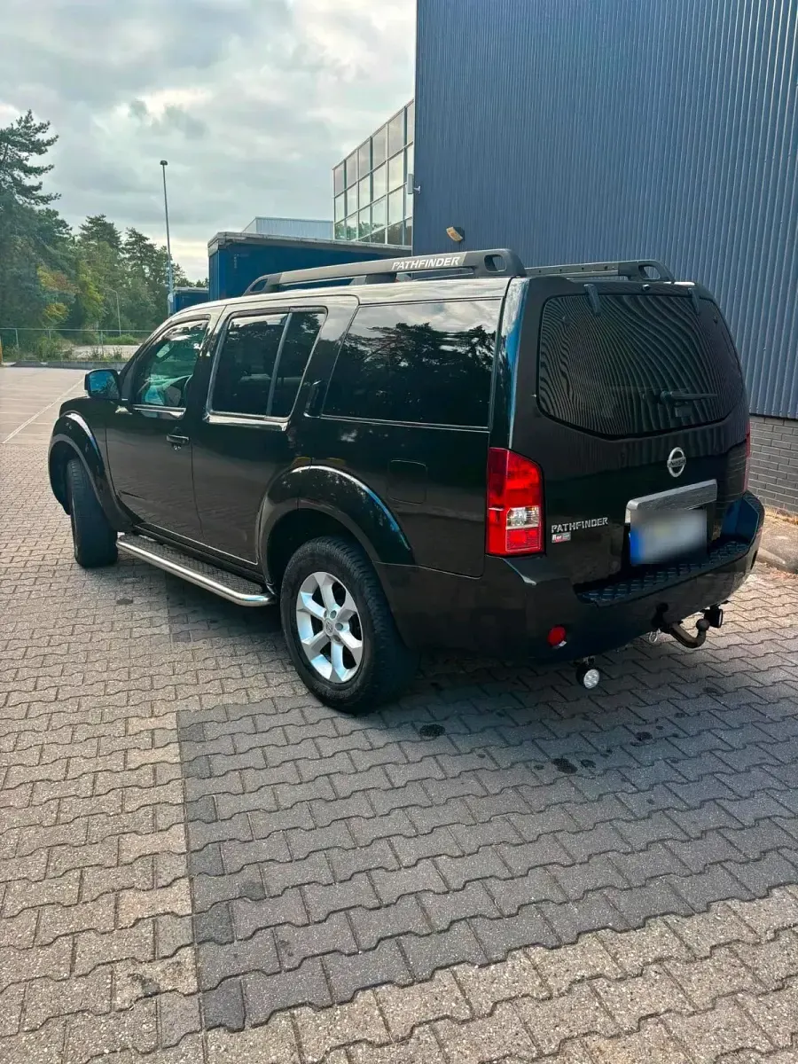 Gebraucht Nissan Pathfinder 171 PS (125 kW) 2008 Schwarz SUV