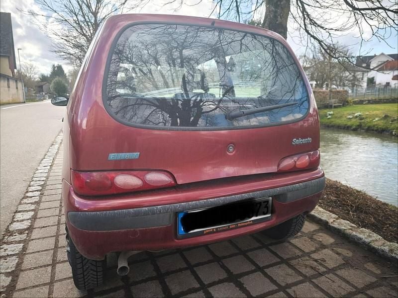 Gebraucht Fiat Seicento 54 PS (39 kW) 2002 Rot Kleinwagen