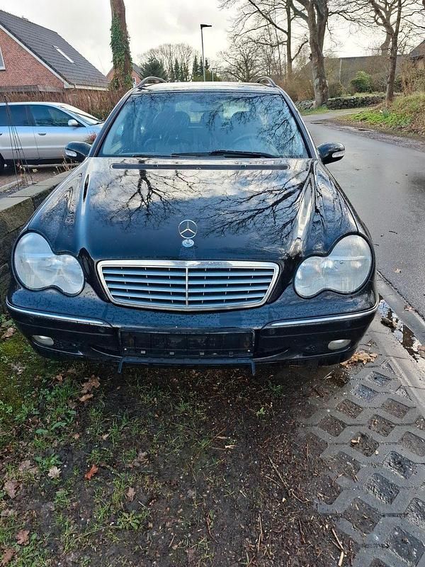 Gebraucht Mercedes C200 Elegance 163 PS (119 kW) 2004 Schwarz Kombi
