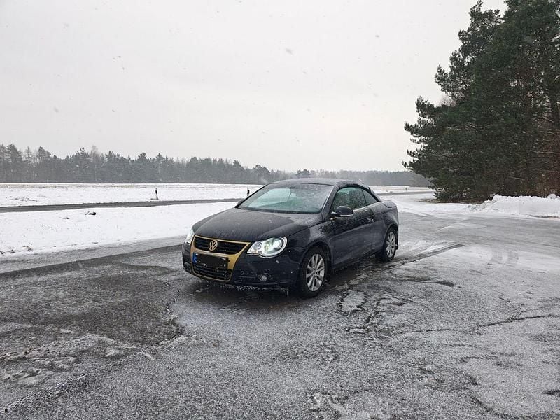 Schwarz Gebraucht 2007 VW Eos Cabrio | 5.999 € (Fairer Preis) - Bild 1/4