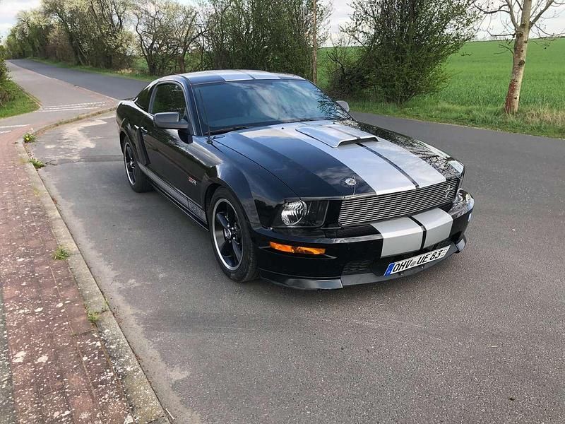 Gebraucht Ford Mustang GT 320 PS (235 kW) 2007 Schwarz Coupé