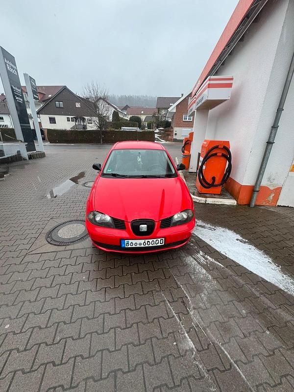 Gebraucht Seat Ibiza 64 PS (47 kW) 2003 Rot Kleinwagen