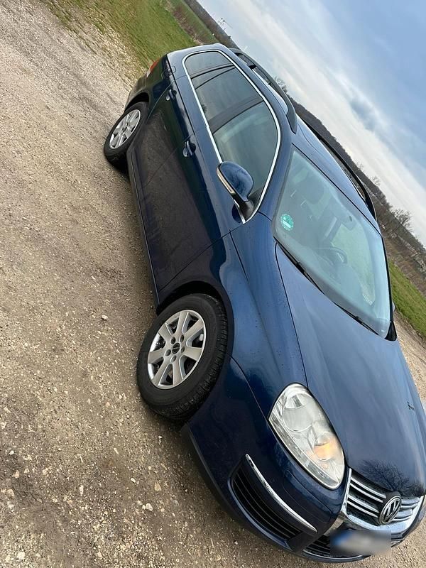 Gebraucht VW Golf V 122 PS (89 kW) 2009 Blau Kombi