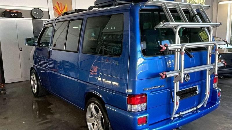 Second-hand VW T4 102 CP (75 kW) 2001 Albastru Van
