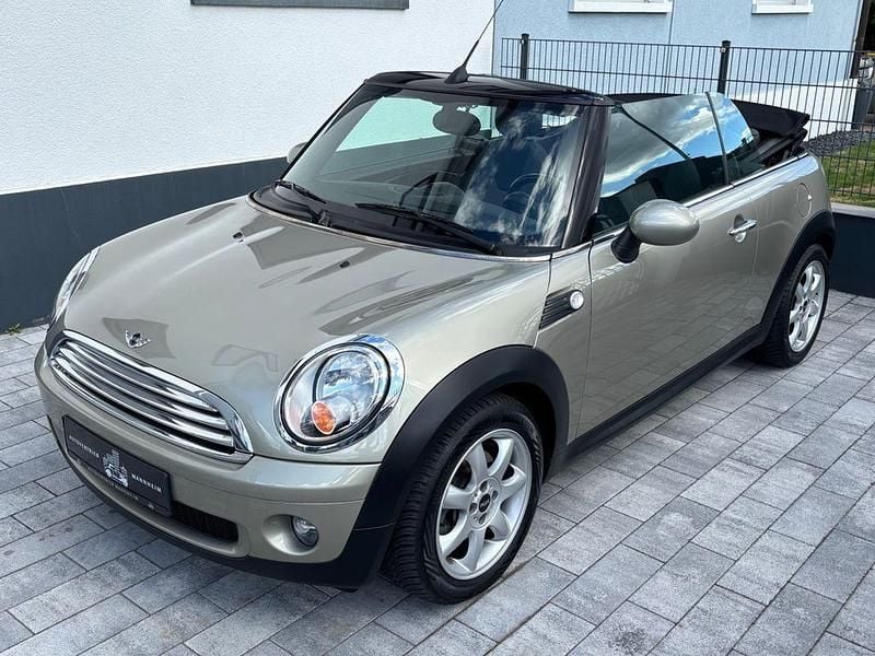 Sparkling silver Gebraucht 2009 Mini Cooper Cabriolet Cabrio | 7.950 € (Guter Preis) - Bild 1/4