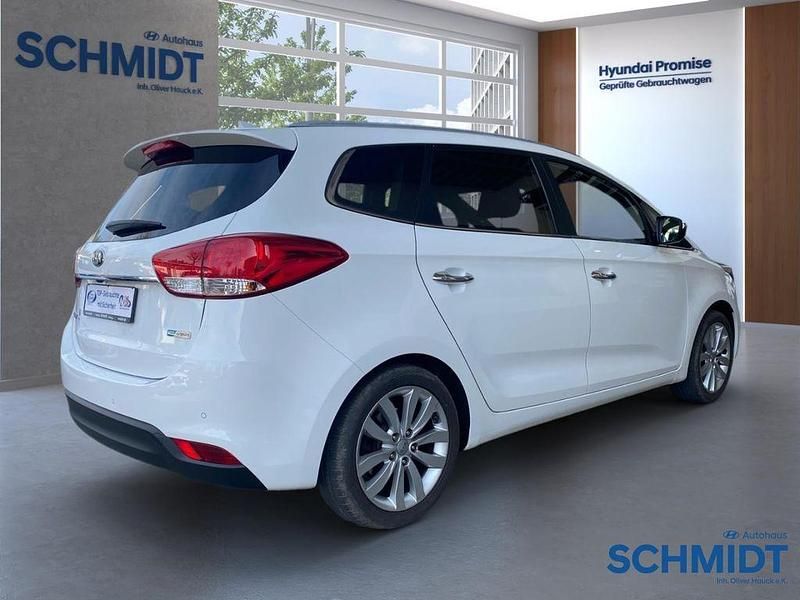 Gebraucht Kia Carens 135 PS (99 kW) 2017 Weiss Van / Kleinbus