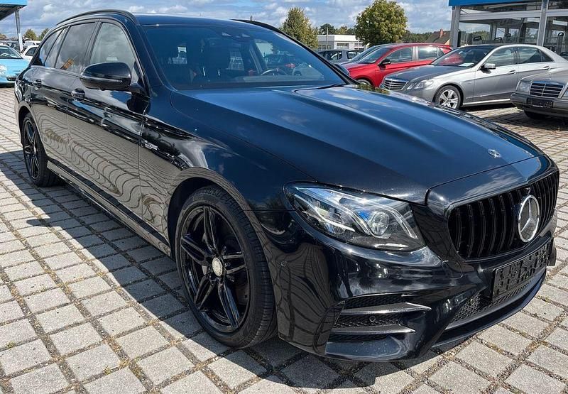 Schwarz Gebraucht 2018 Mercedes E53 AMG AMG Limousine | 41.999 € (Fairer Preis) - Bild 1/4