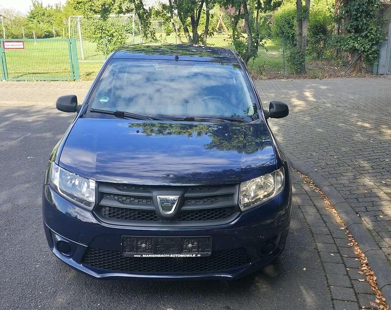 Gebraucht 2014 Dacia Sandero Lauréate Kleinwagen | 2.500 € - Bild 1/4