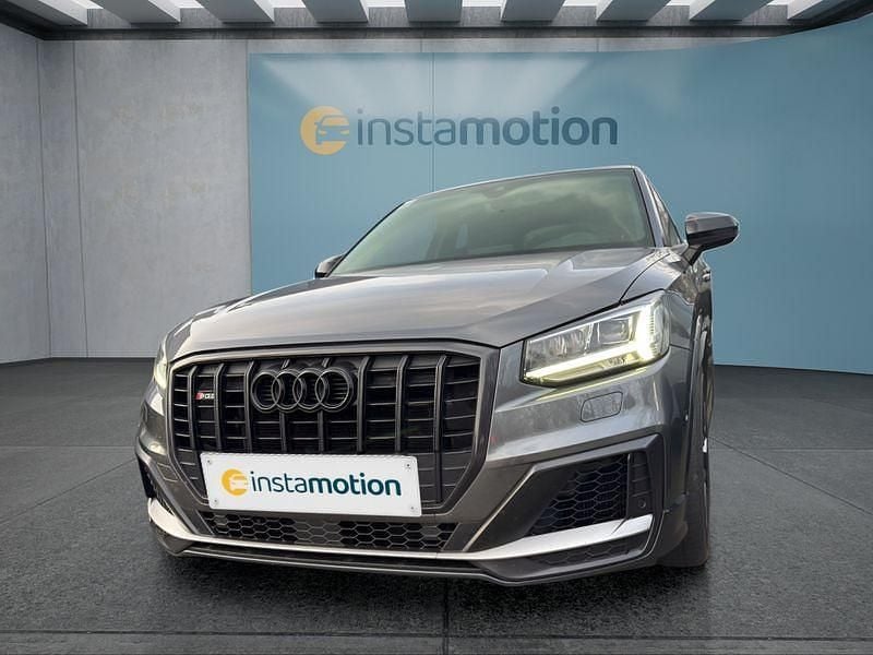 Grau Gebraucht 2020 Audi SQ2 SUV | 28.099 € (Fairer Preis) - Bild 1/4