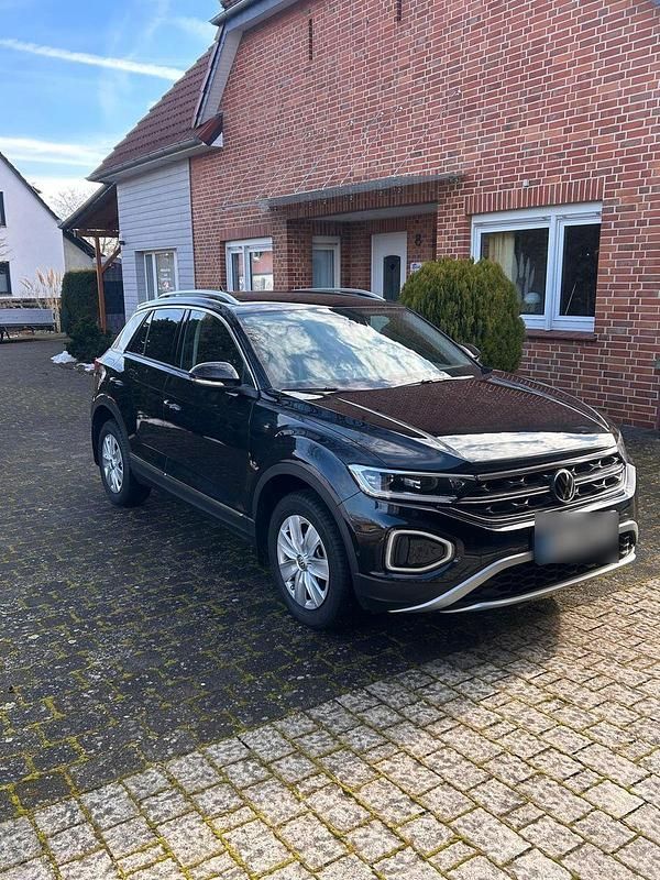 Gebraucht VW T-Roc Style 150 PS (110 kW) 2023 Schwarz SUV