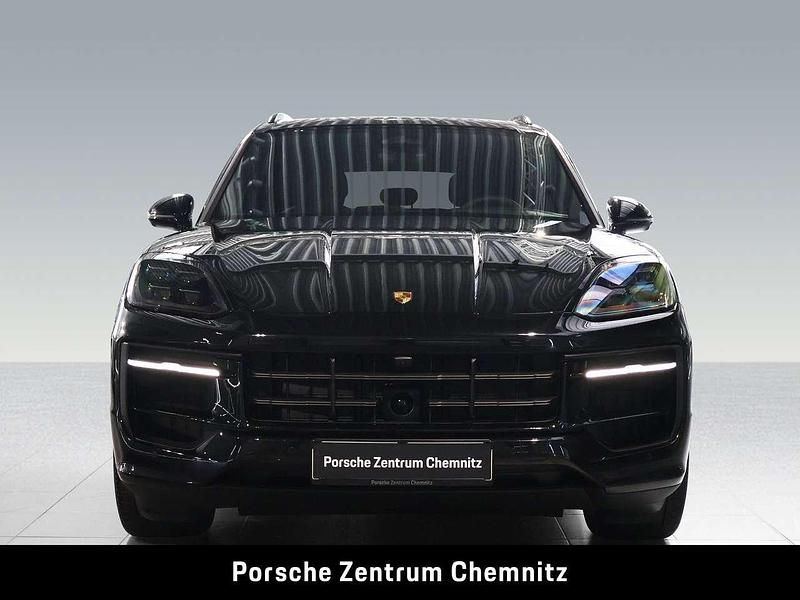 Second-hand Porsche Cayenne 470 CP (345 kW) 2026 Negru SUV
