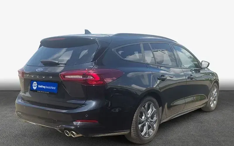 Gebraucht Ford Focus ST-Line X 155 PS (114 kW) 2024 Agate black metallic Kombi