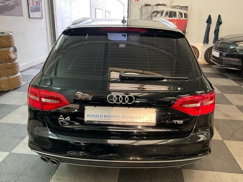 Gebraucht Audi A4 Attraction 150 PS (110 kW) 2015 Schwarz Kombi