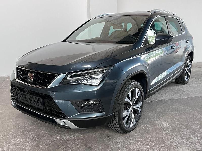 Grau Gebraucht 2021 Seat Ateca XCELLENCE SUV | 20.499 € (Fairer Preis) - Bild 1/4