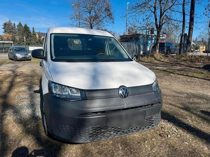 Gebraucht VW Caddy 102 PS (75 kW) 2022 Weiß Van / Kleinbus