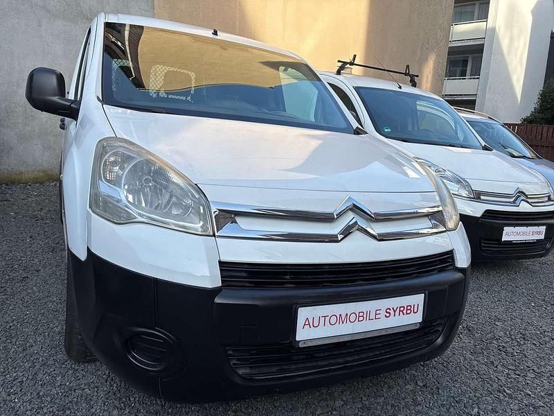 Lack weiss lackierung Gebraucht 2011 Citroën Berlingo Van / Kleinbus | 4.500 € (Guter Preis) - Bild 1/4