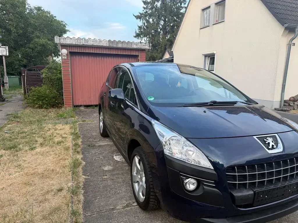 Gebraucht Peugeot 3008 Premium 156 PS (114 kW) 2010 Blau Kombi