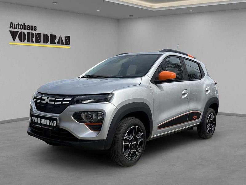 Second-hand Dacia Spring Expression 33 kW (45 CP) 2023 Gri Hatchback