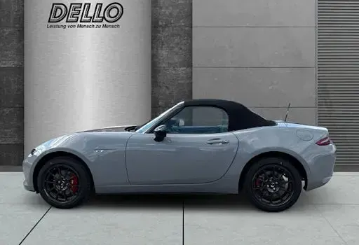 Neu Mazda MX5 Homura-Line 132 PS (97 kW) 2026 Grau Cabrio