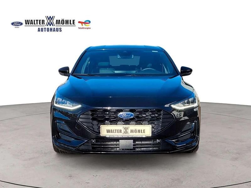 Neu Ford Focus ST-Line X 125 PS (91 kW) 2025 Schwarz Limousine