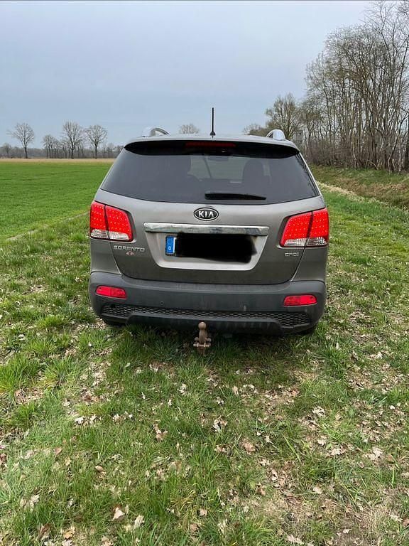 Gebraucht Kia Sorento Vision 197 PS (144 kW) 2011 Grau SUV