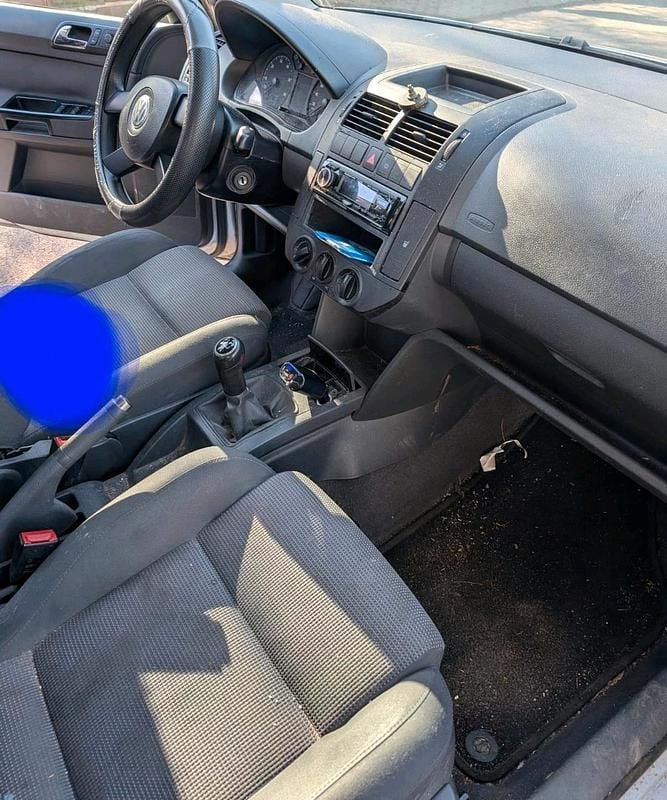 Gebraucht VW Polo 75 PS (55 kW) 2005 Silber Kleinwagen