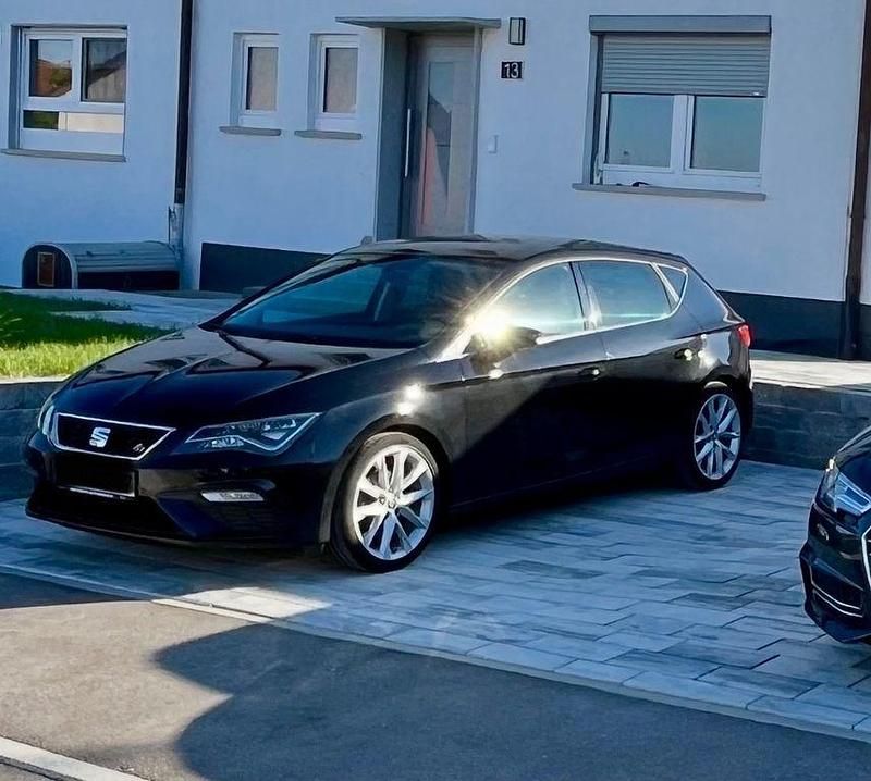 Gebraucht Seat Leon ST FR 125 PS (91 kW) 2018 Schwarz Kombi
