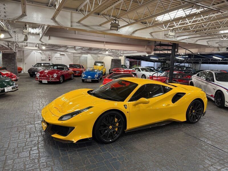 Gelb Gebraucht 2019 Ferrari 488 | 336.000 € - Bild 1/4